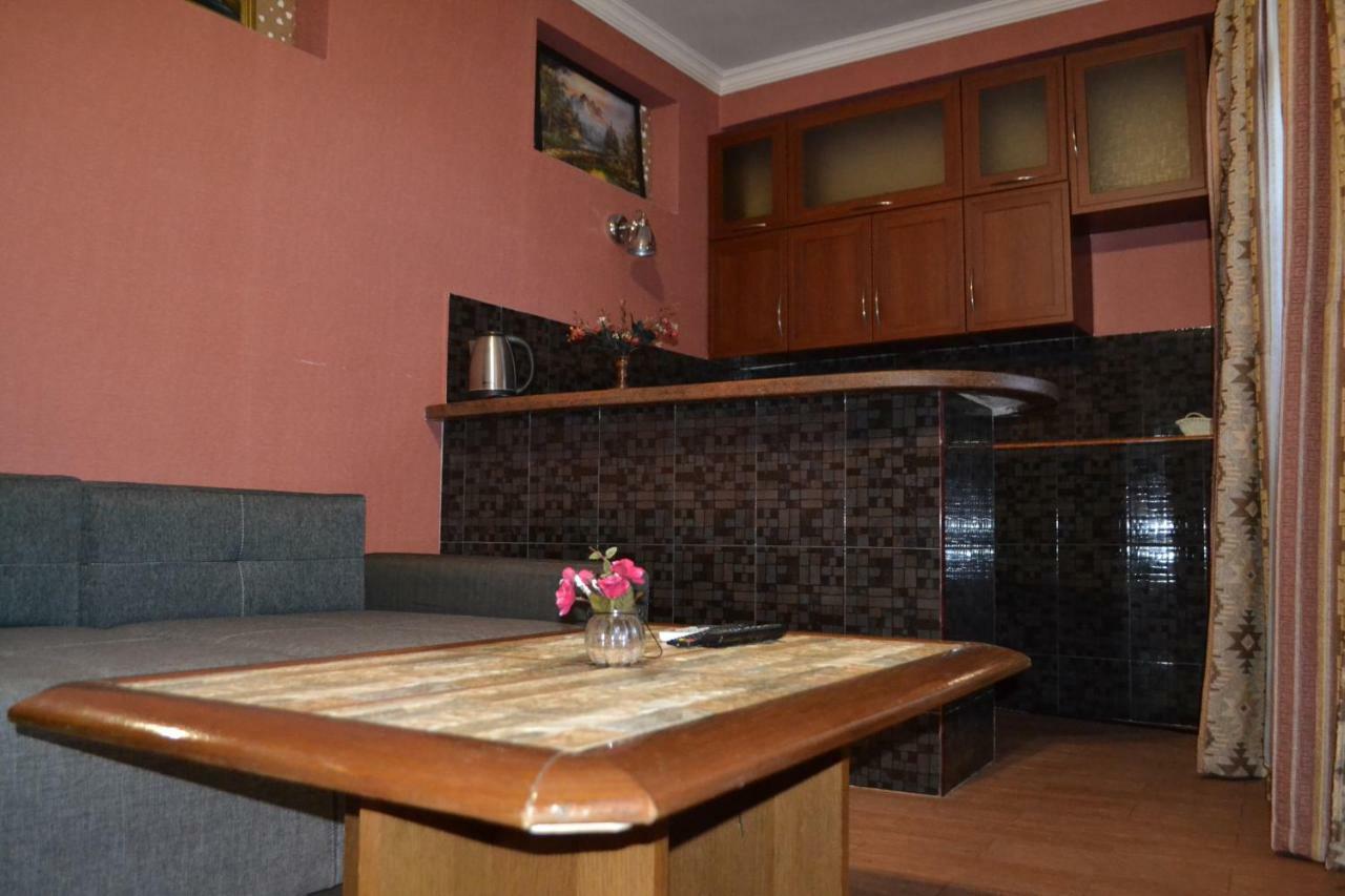Anano Apartment On Botanikuri Tbilisi Exterior foto